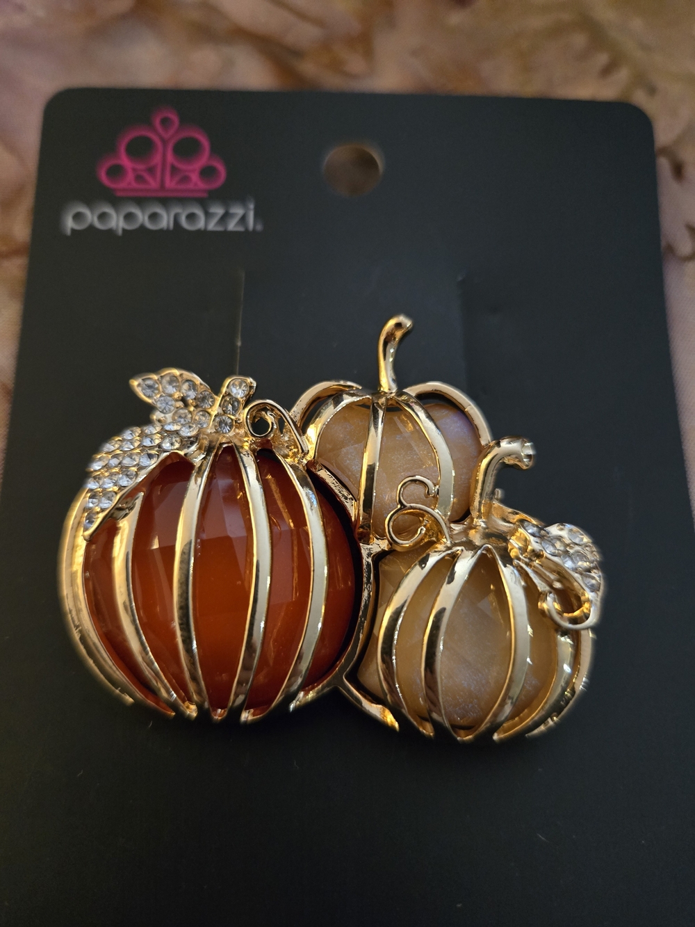 paparazzi Gold-Tone Pumpkin Trio Brooch - Orange & Cream